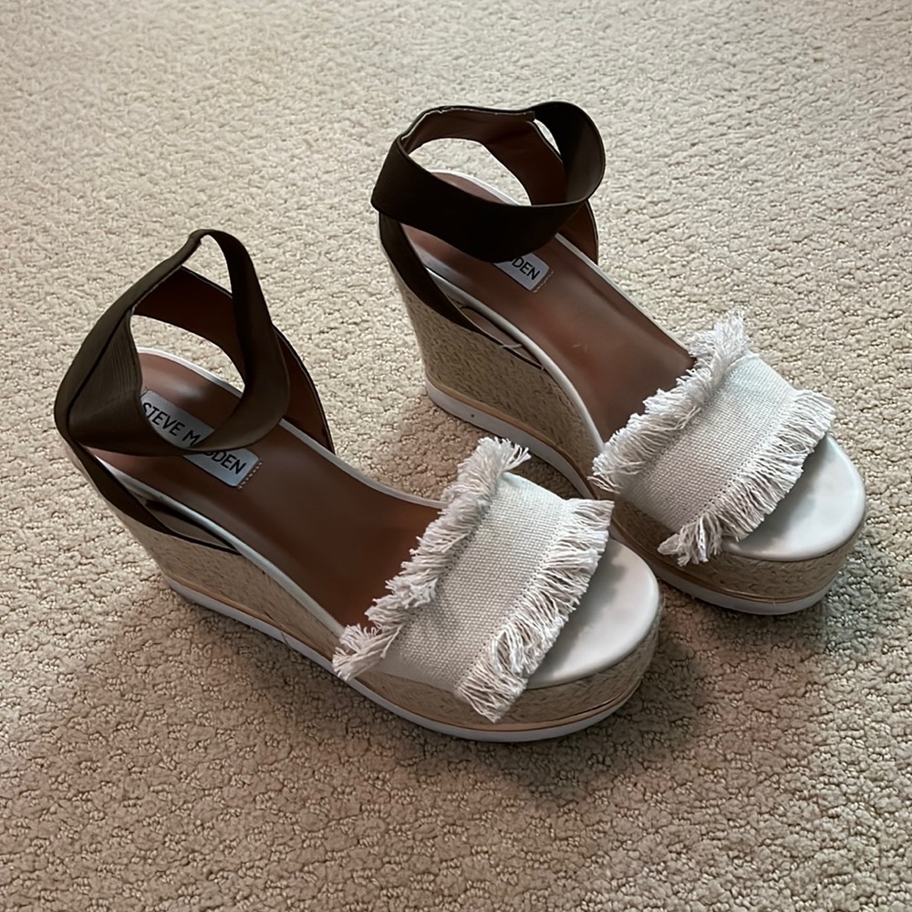 Steve Madden Wedges